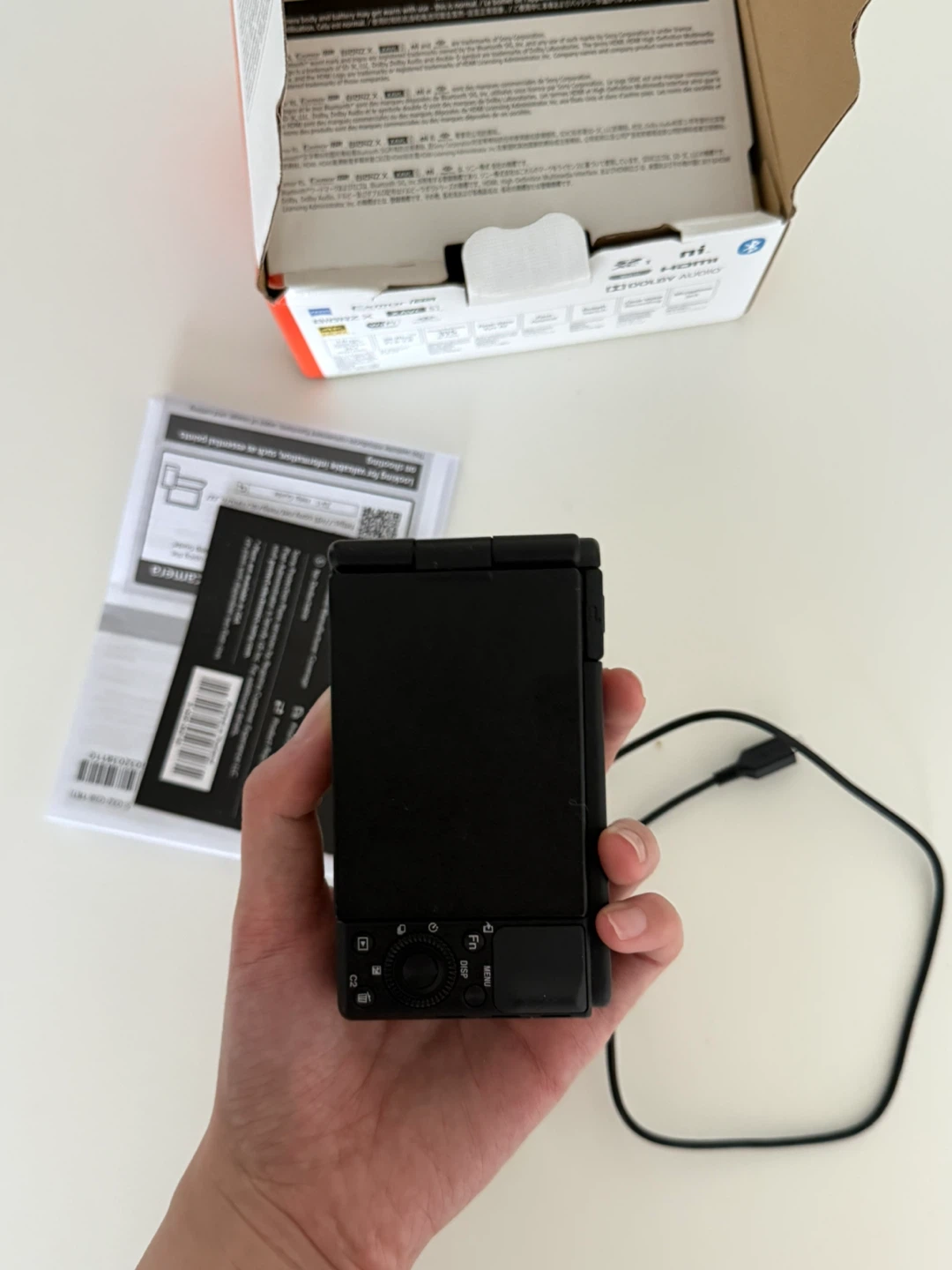 Sony ZV-1 Digital Camera - photo 4
