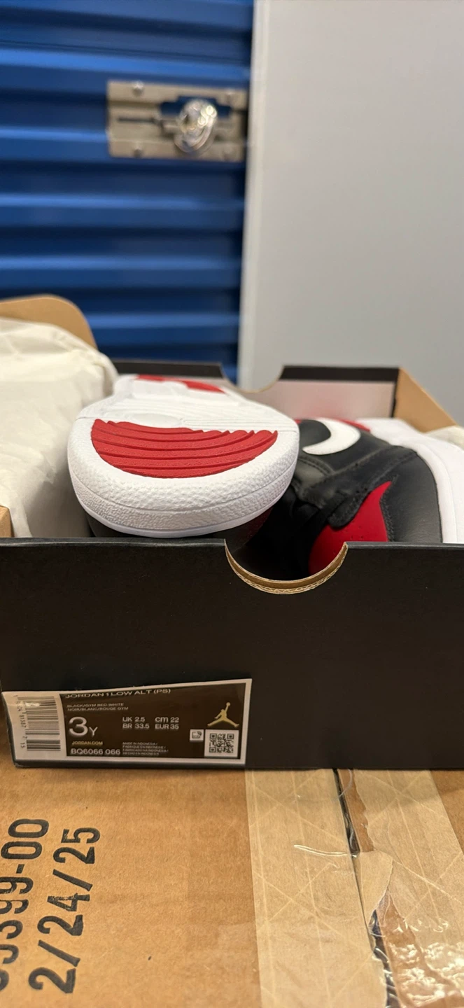 Jordan 1 Low Toddler Shoes - photo 3