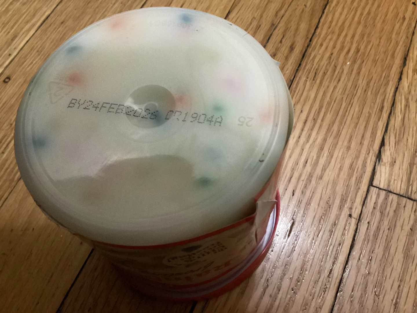 Unopened Betty Crocker Rainbow Chip Frosting Original - photo 2