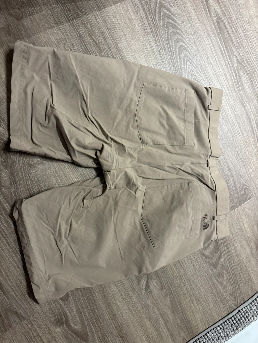 The North Face Khaki Outdoor Shorts Men's - photo 2