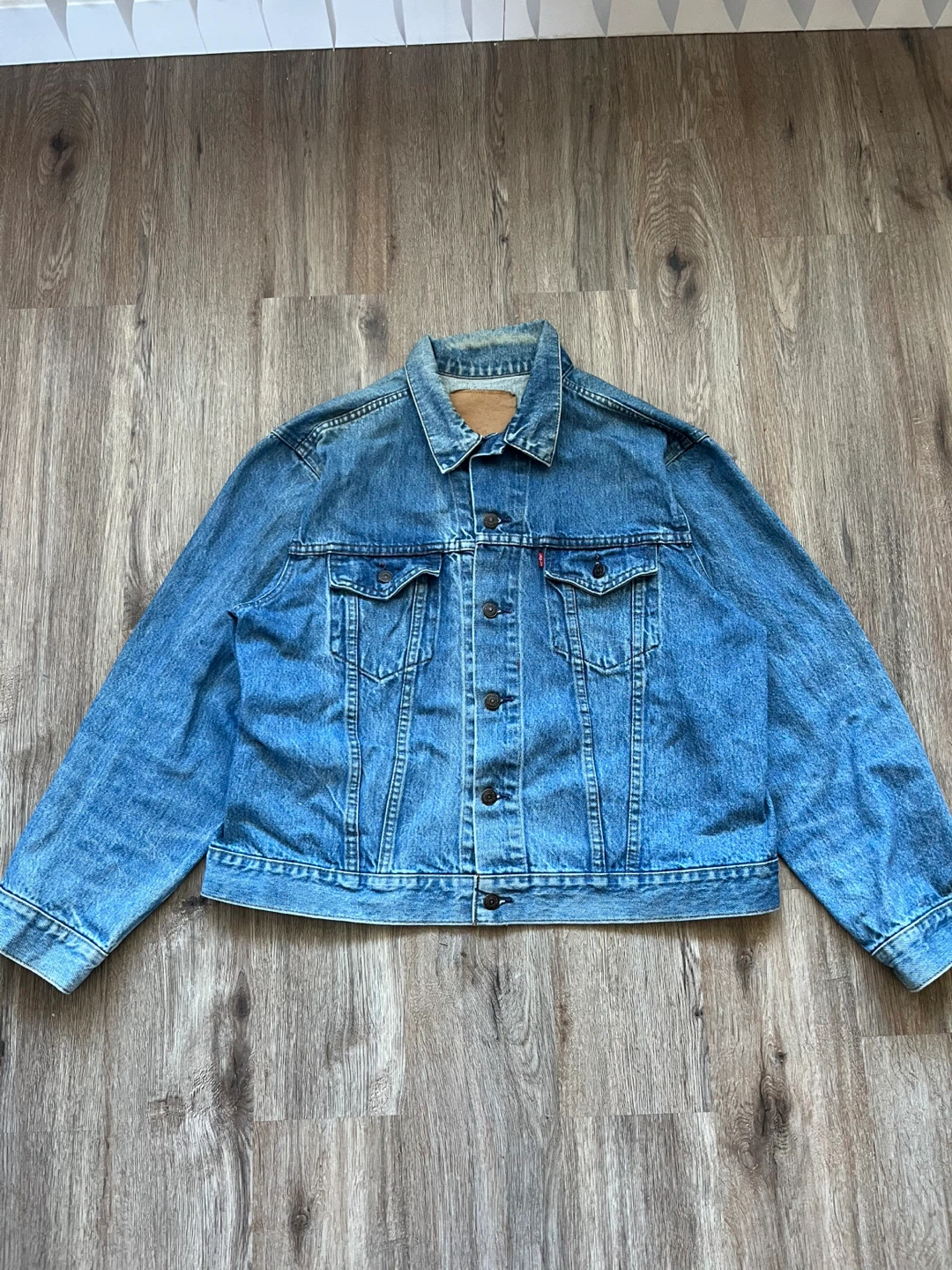 Vintage 90s Levi’s 75513 Denim Trucker Jacket Light Wash Size L