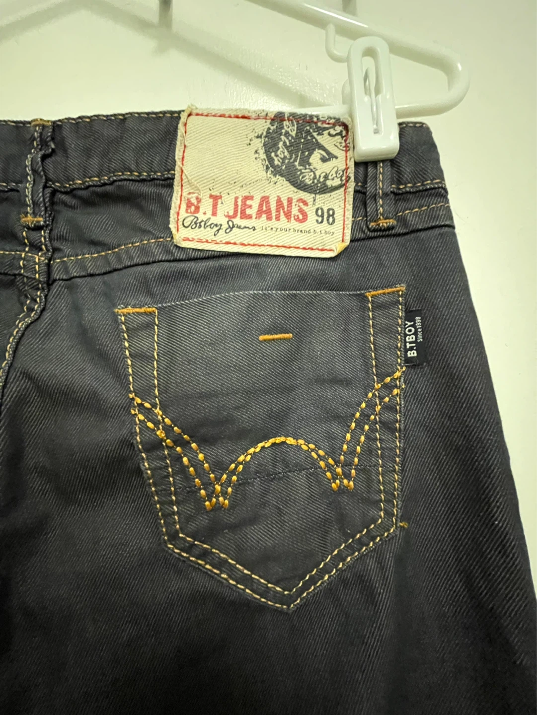 B.T. Jeans Dark Wash Denim - photo 4