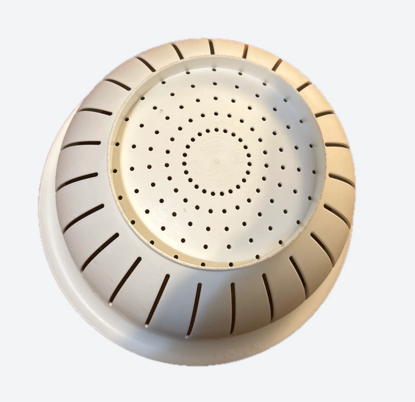 White Plastic Colander - photo 2
