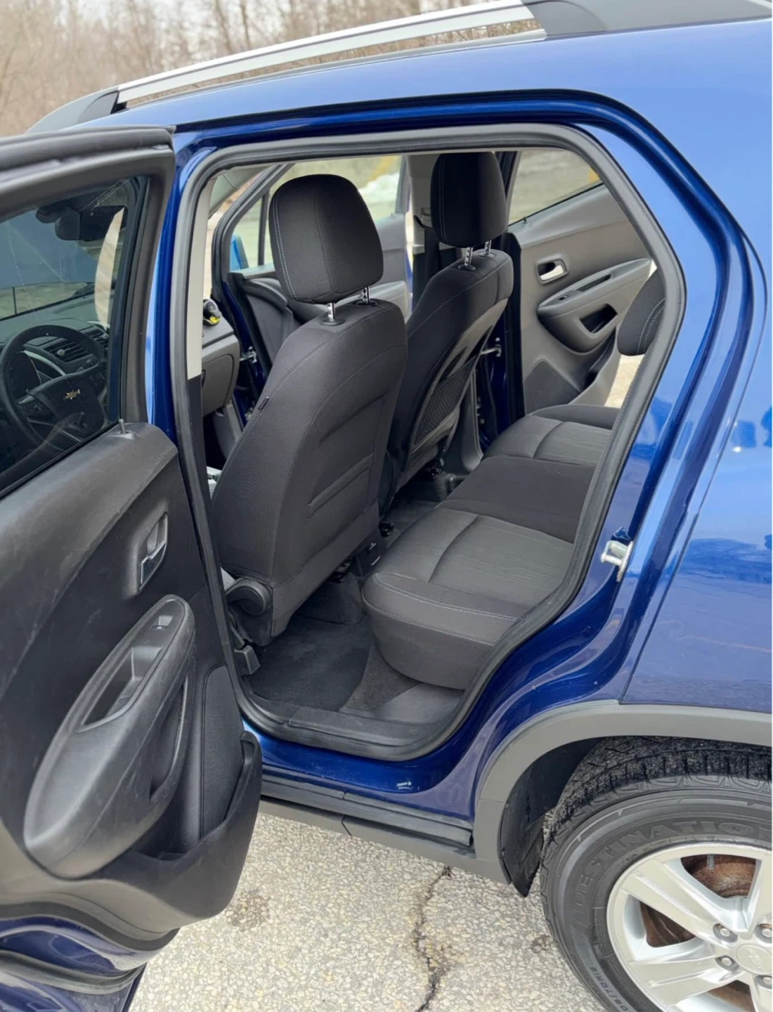 Blue Chevrolet Trax - photo 2