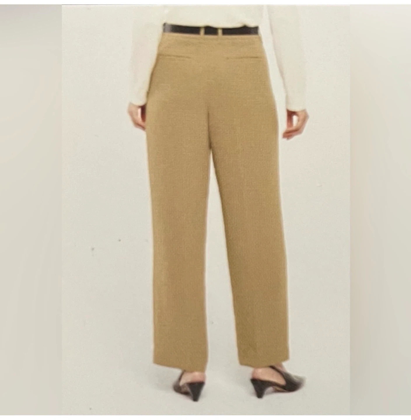Banana Republic Women's Khaki Pants Size 12