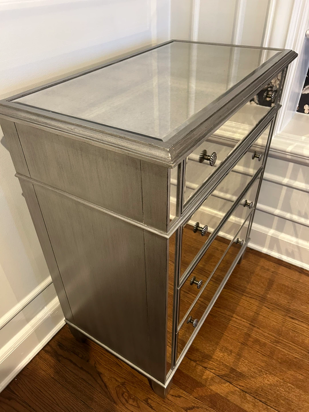 Mirrored 4-Drawer Chest - photo 3