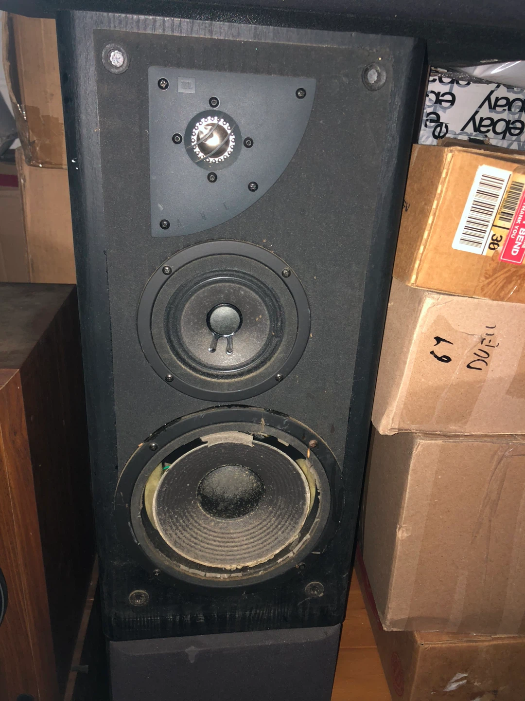 Speakers JBL and Infinity. Needs to be refoamed - photo 3
