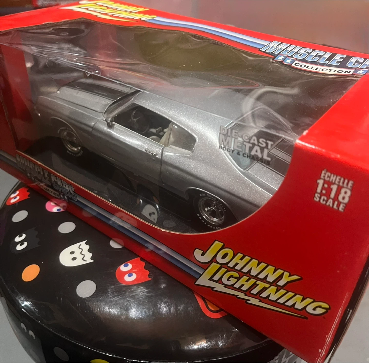Johnny Lightning Muscle Cars Collection 1:18 Scale 1971 Chevelle
