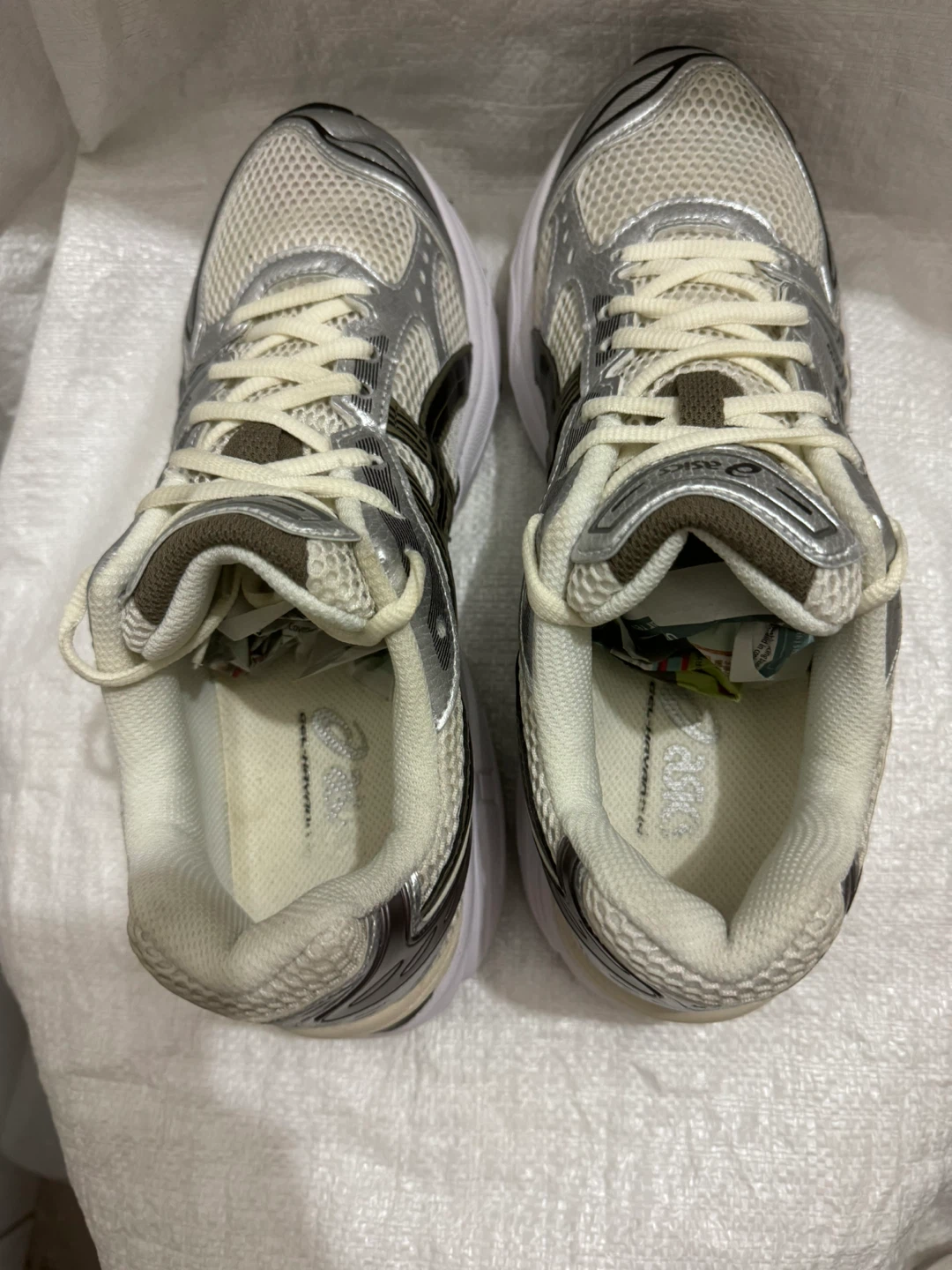 ASICS GEL Running Shoes - Silver/White - Men's Size 11 (US) - photo 4