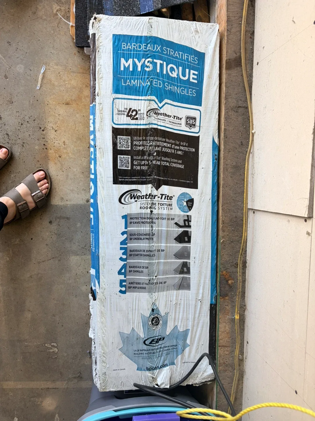7 Bundles of BP Mystique Laminated Shingles Silver Grey - photo 2