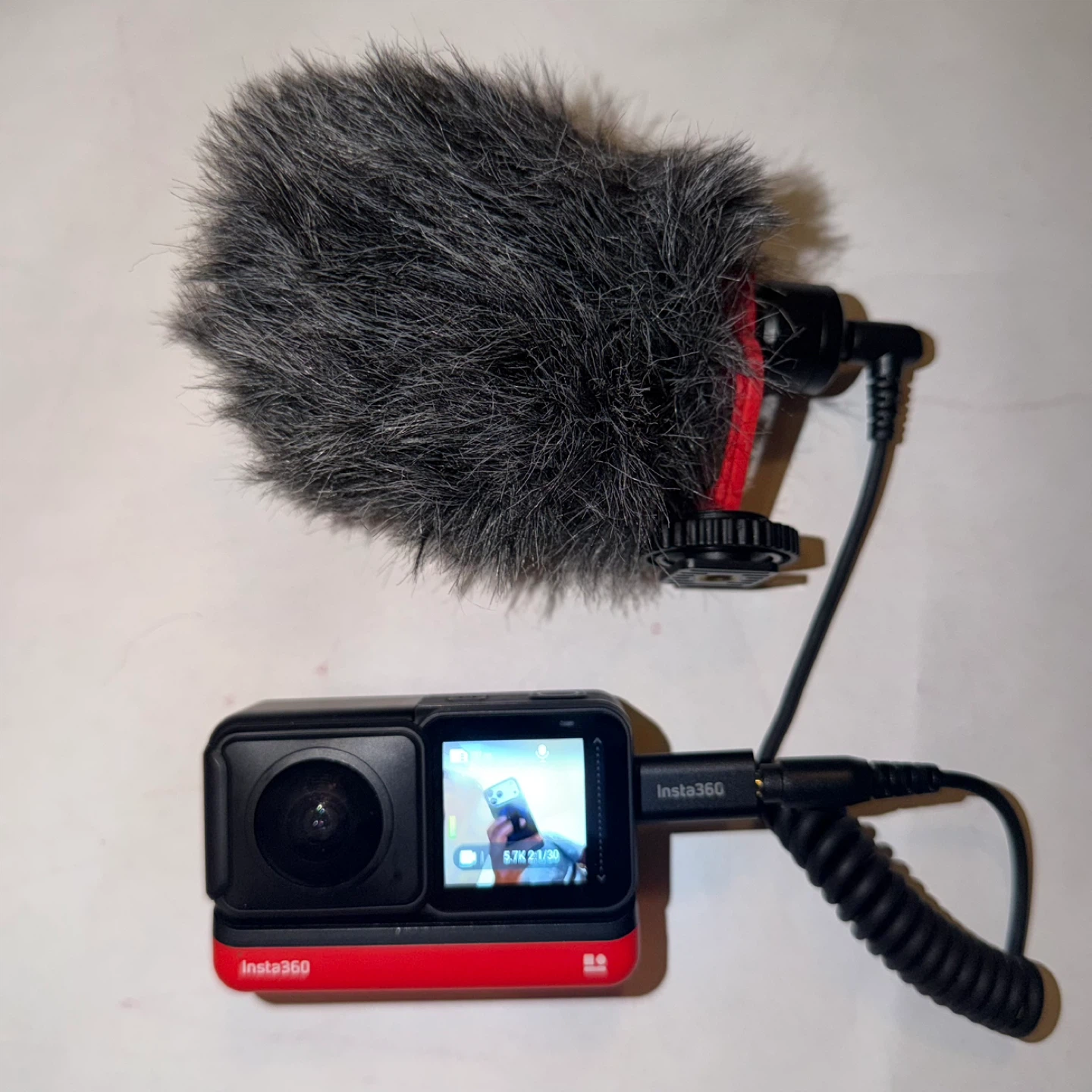 Insta360 ONE R Camera with Microphone and Accessories - photo 3