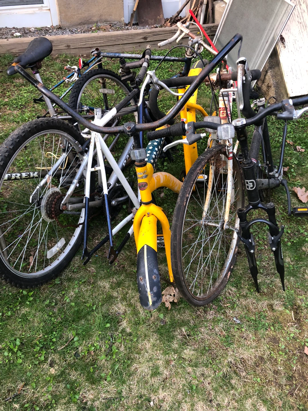 7 bike frames and more !!