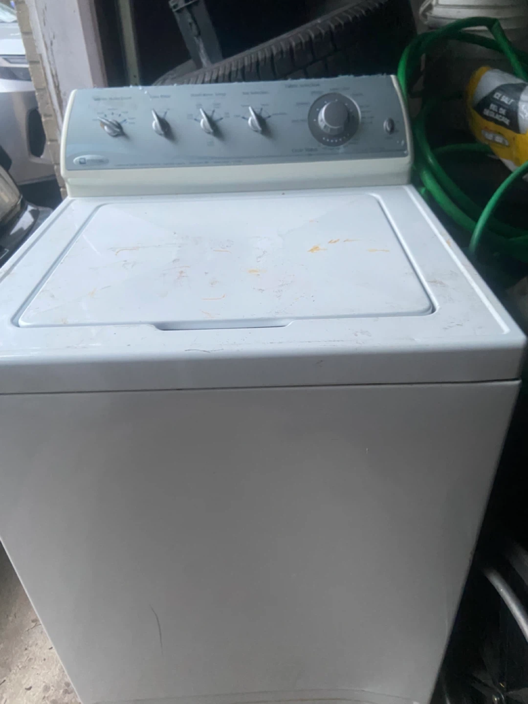 White Whirlpool Top Load Washing Machine