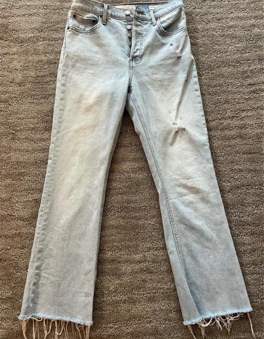Aritzia clothing - no try ons - pick up Holyrood