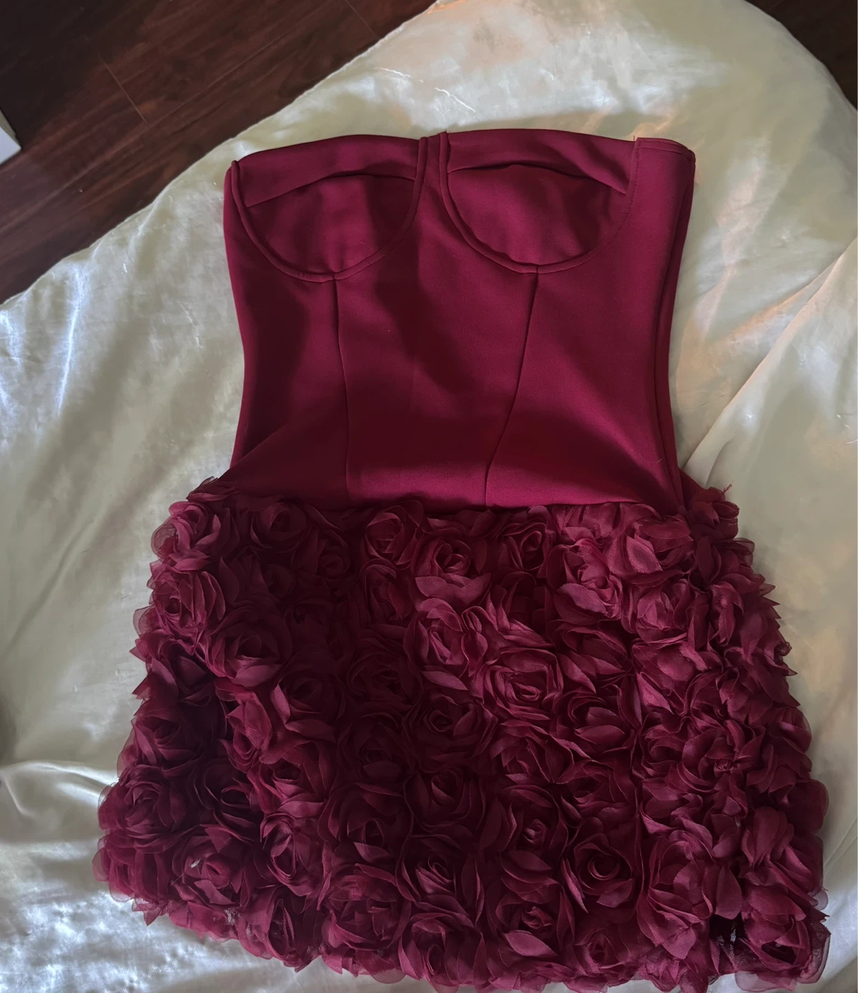 Maroon Strapless Rose Dress - photo 2