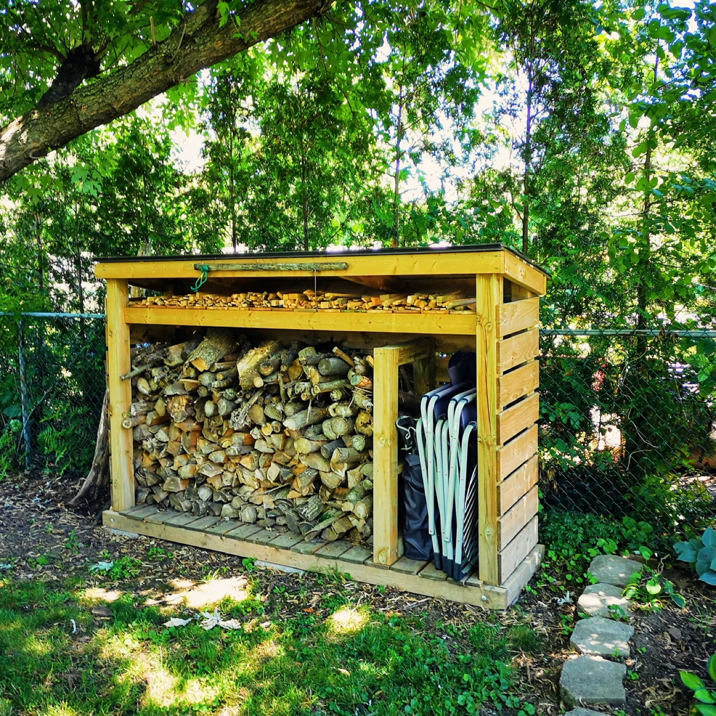 Wooden Log Holder / Firewood Storage Shed - photo 2