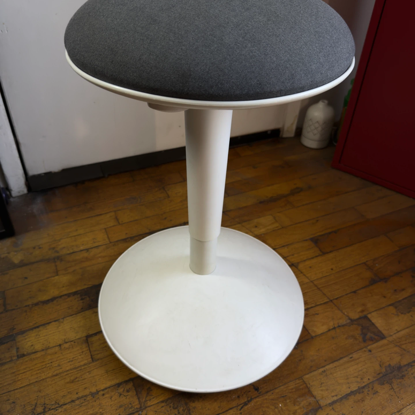 Adjustable Standing Stool - White & Grey