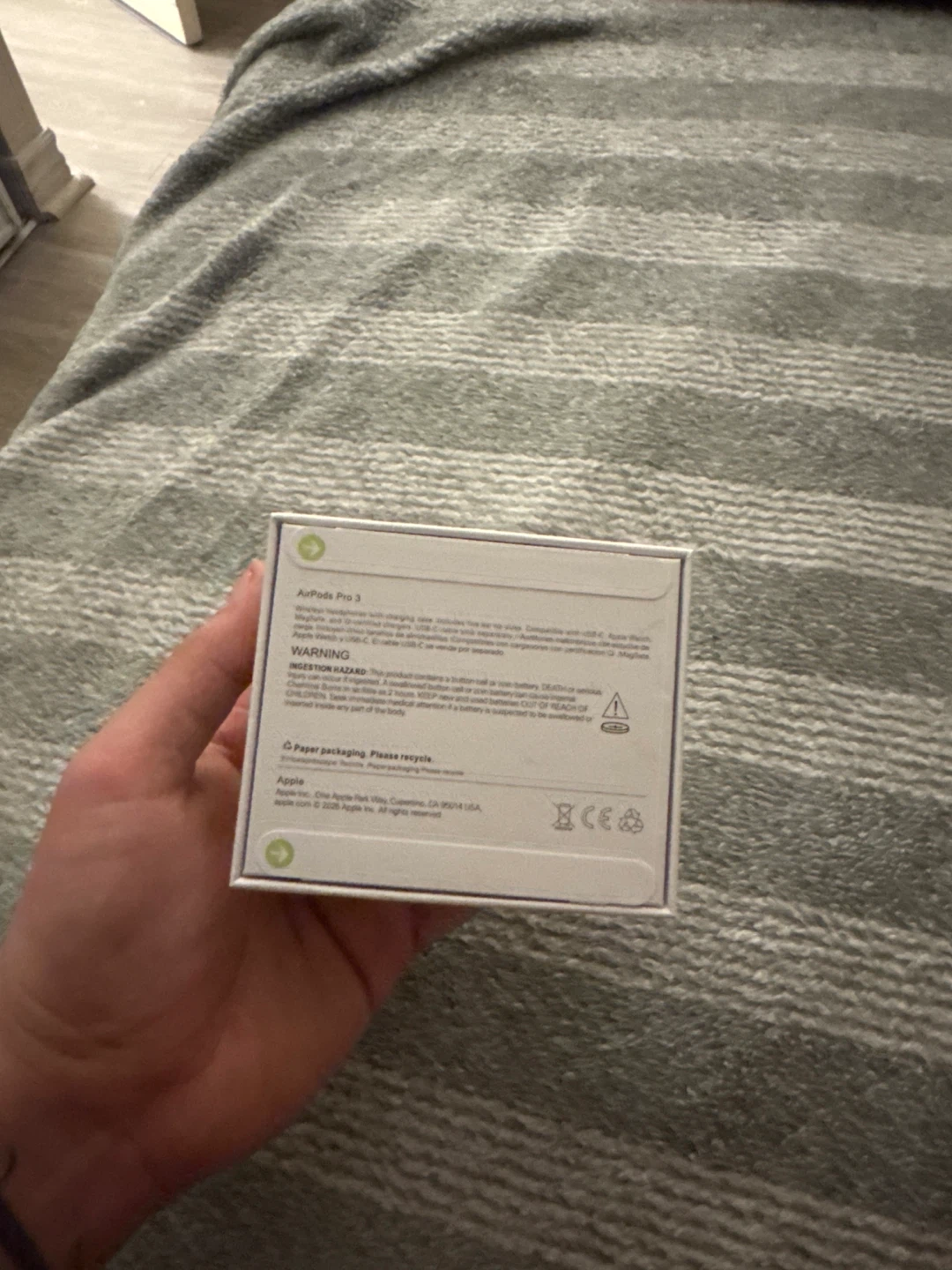 Apple AirPods Pro 3rd Generation - photo 3