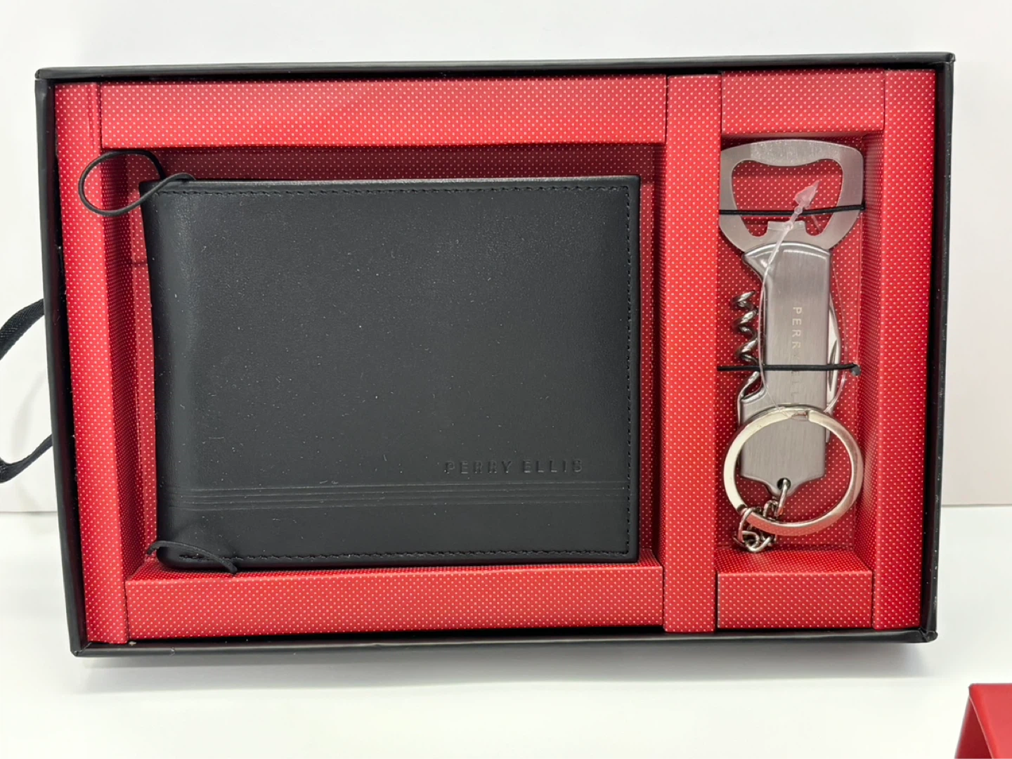 New! Men’s wallet Perry Ellis Leather with multi tool Keychain - photo 2