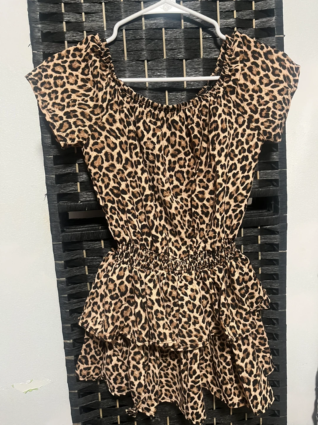 Women's Leopard  blouse available size S and M - photo 2