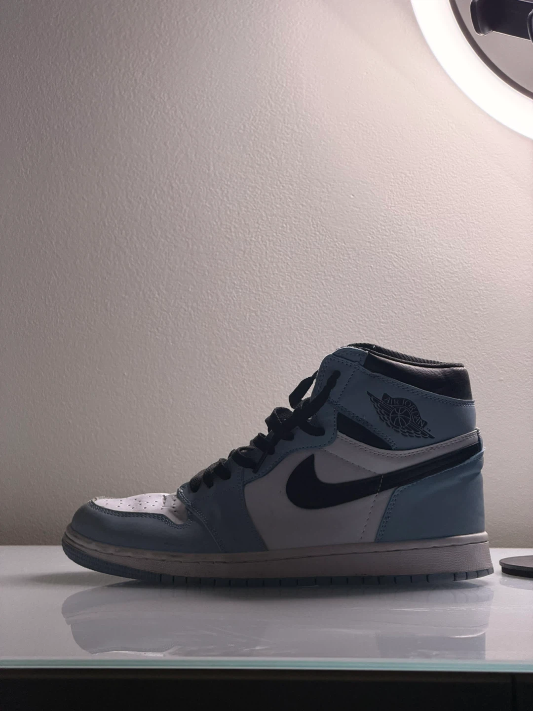 Air Jordan 1 High OG UNC - photo 2
