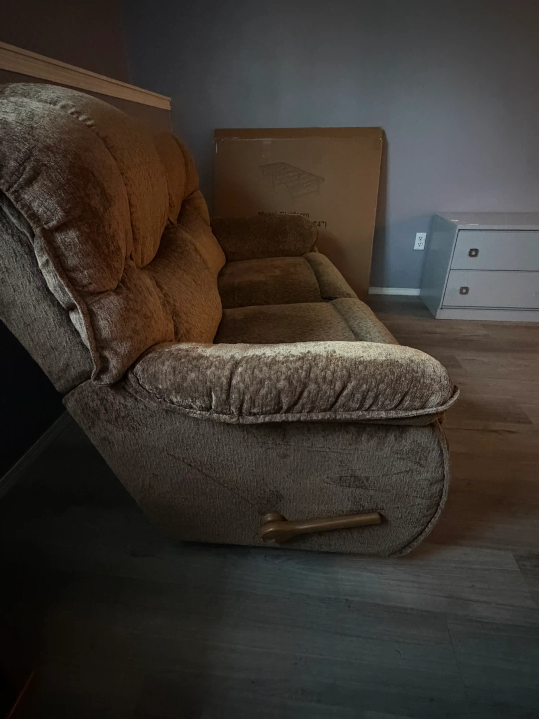 Brown Loveseat Recliner - photo 2