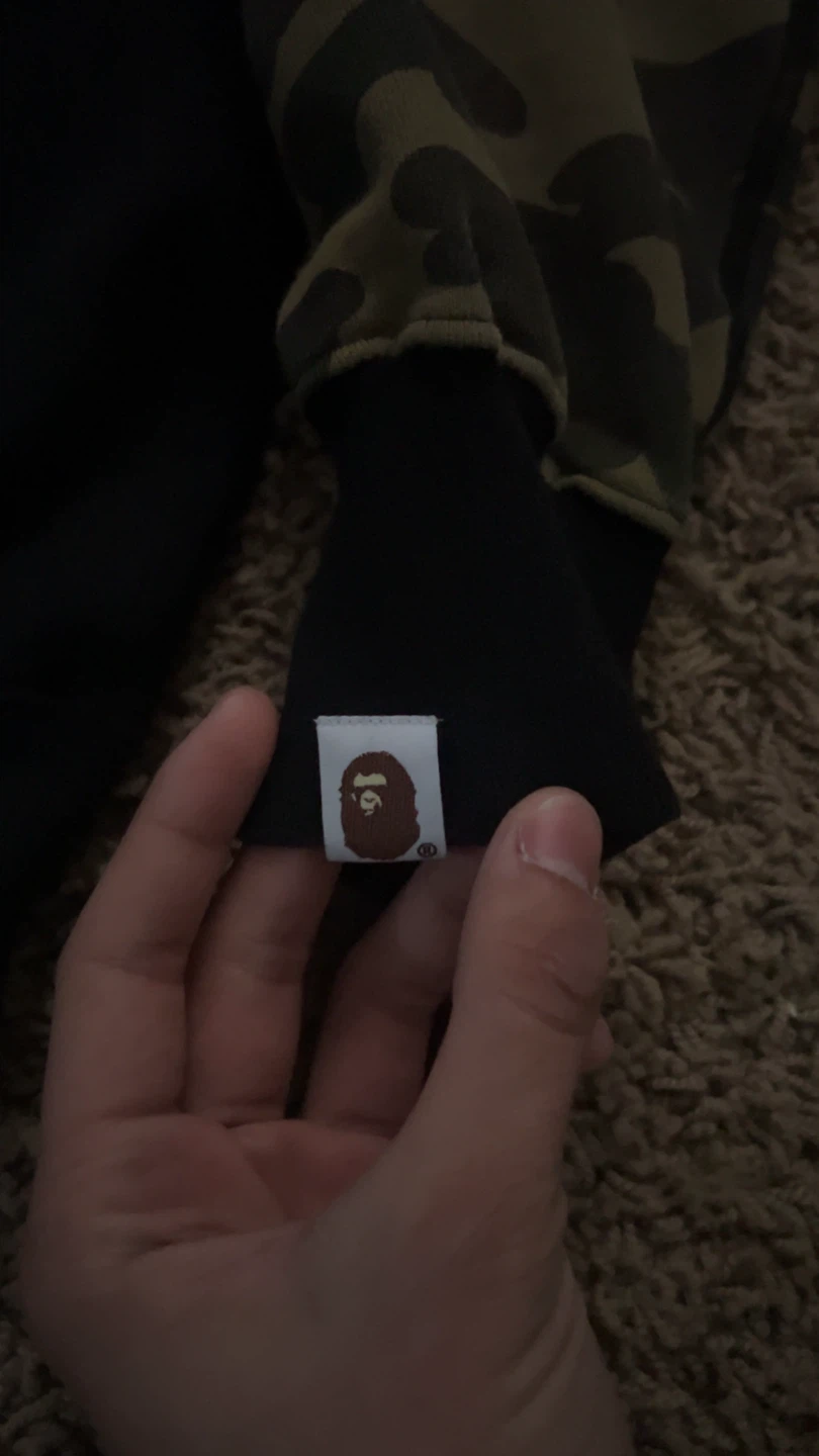 Authentic Black bape hoodie - photo 4