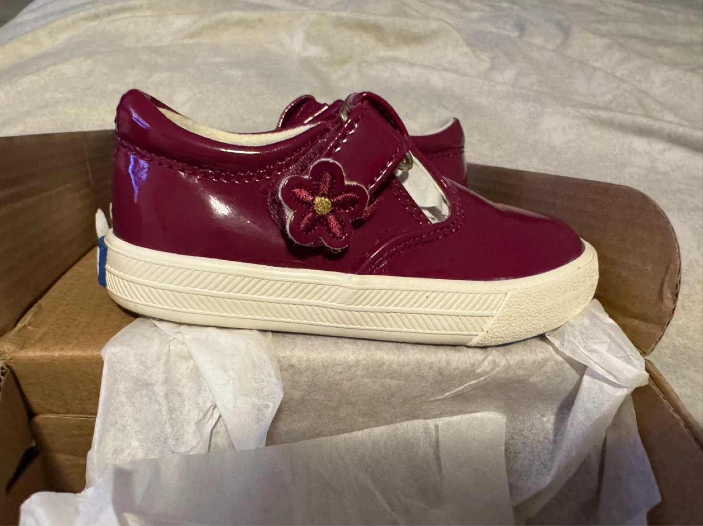 Keds Daphne Mary Jane Flat, Berry Patent, 5 US  Little Kid - photo 2