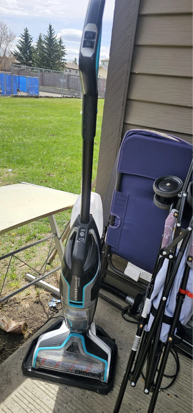 Bissell CrossWave Cordless Wet Dry Vacuum - photo 3
