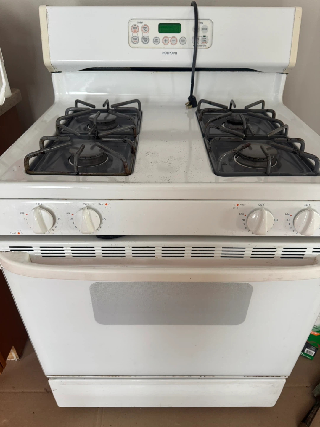 Hotpoint 4-Burner Gas Stove with Oven