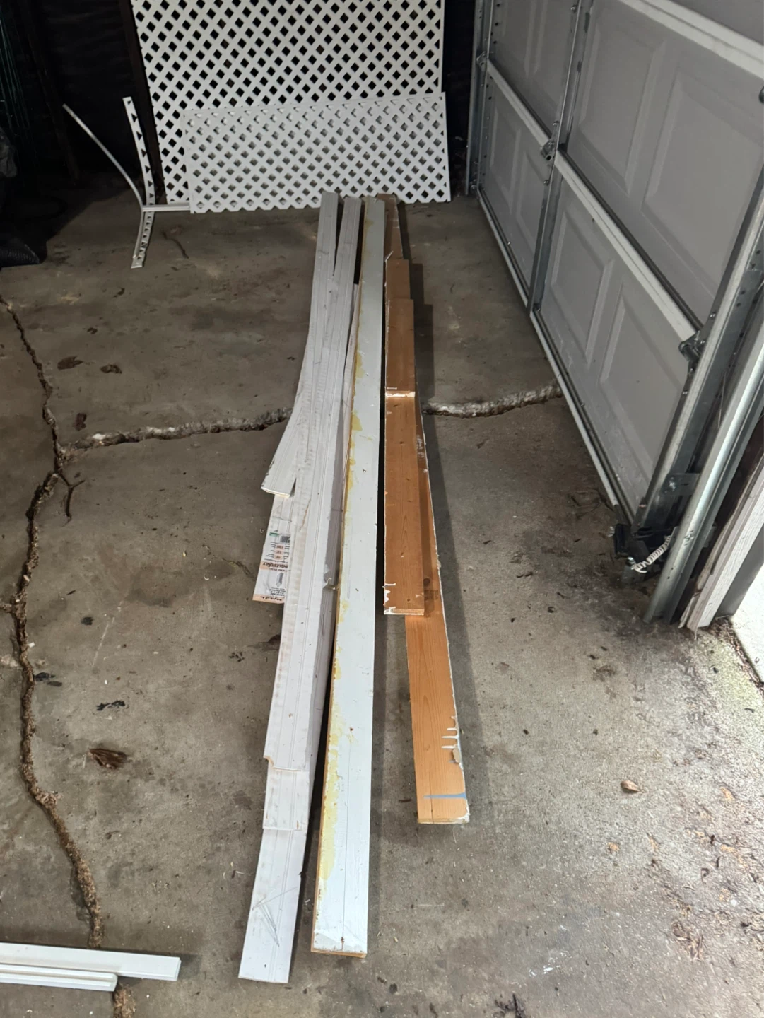 Scrap baseboard Wood Pieces