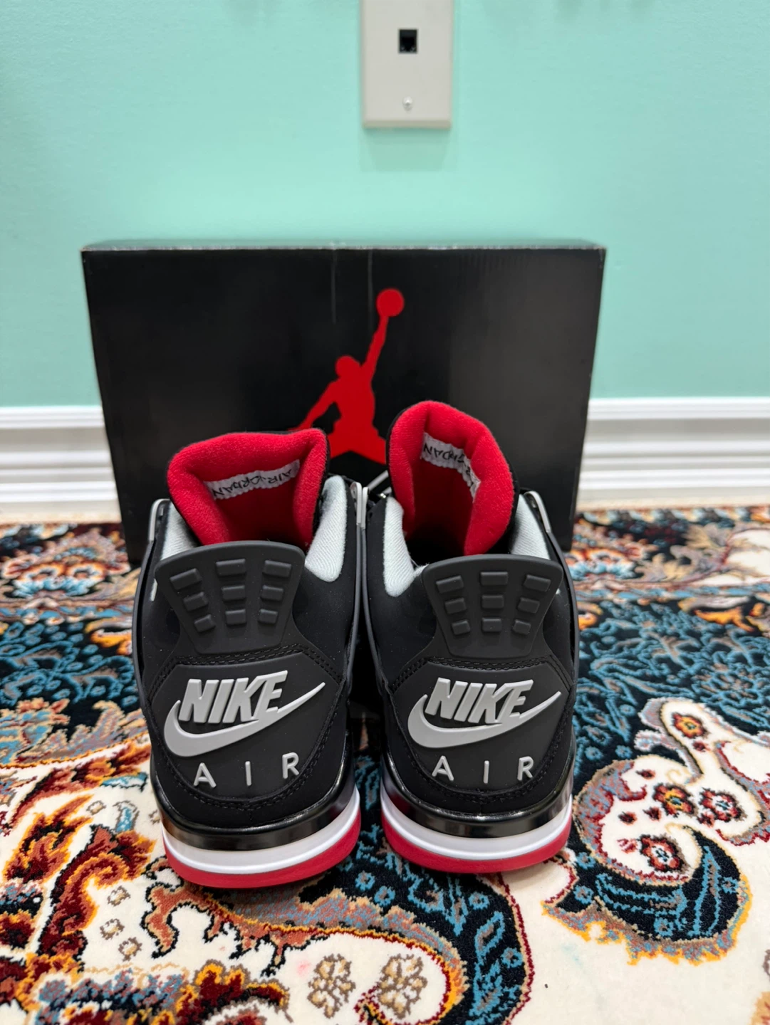 Air Jordan 4 "Bred" - photo 4