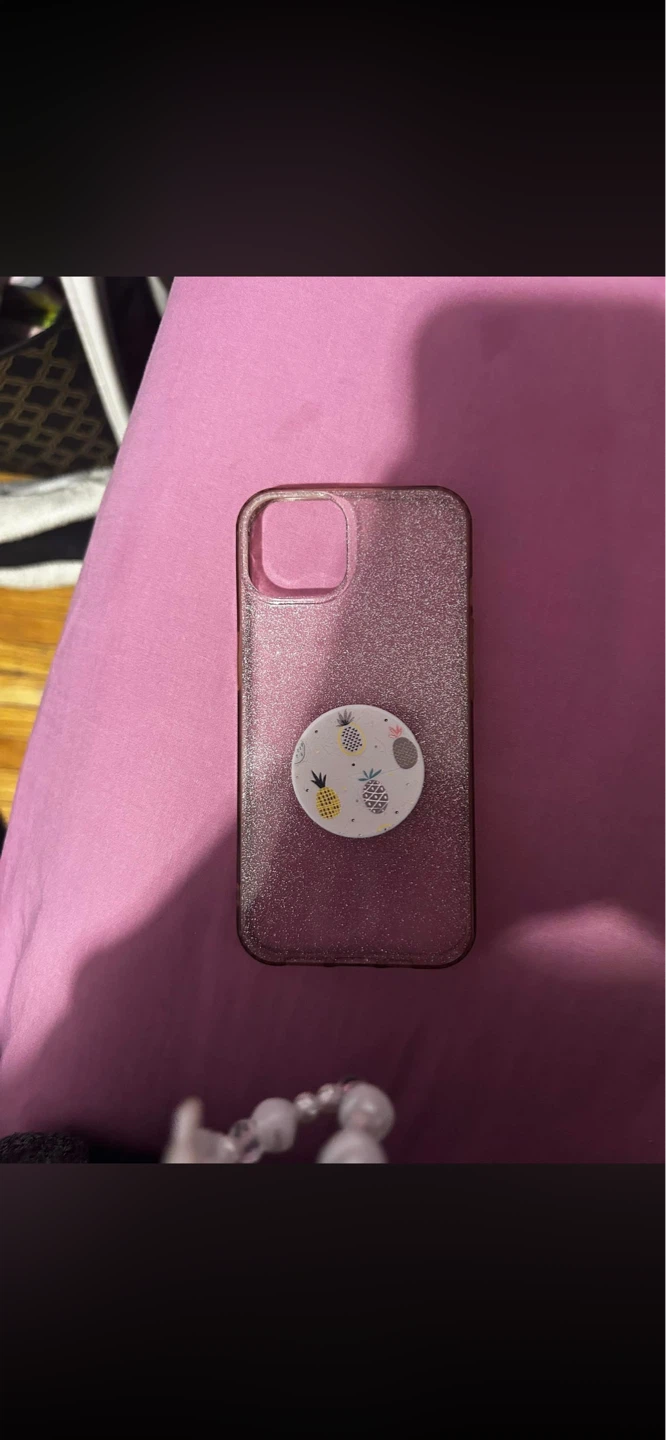 Rose Gold Phone Case with Pineapple PopSocket #freecycle