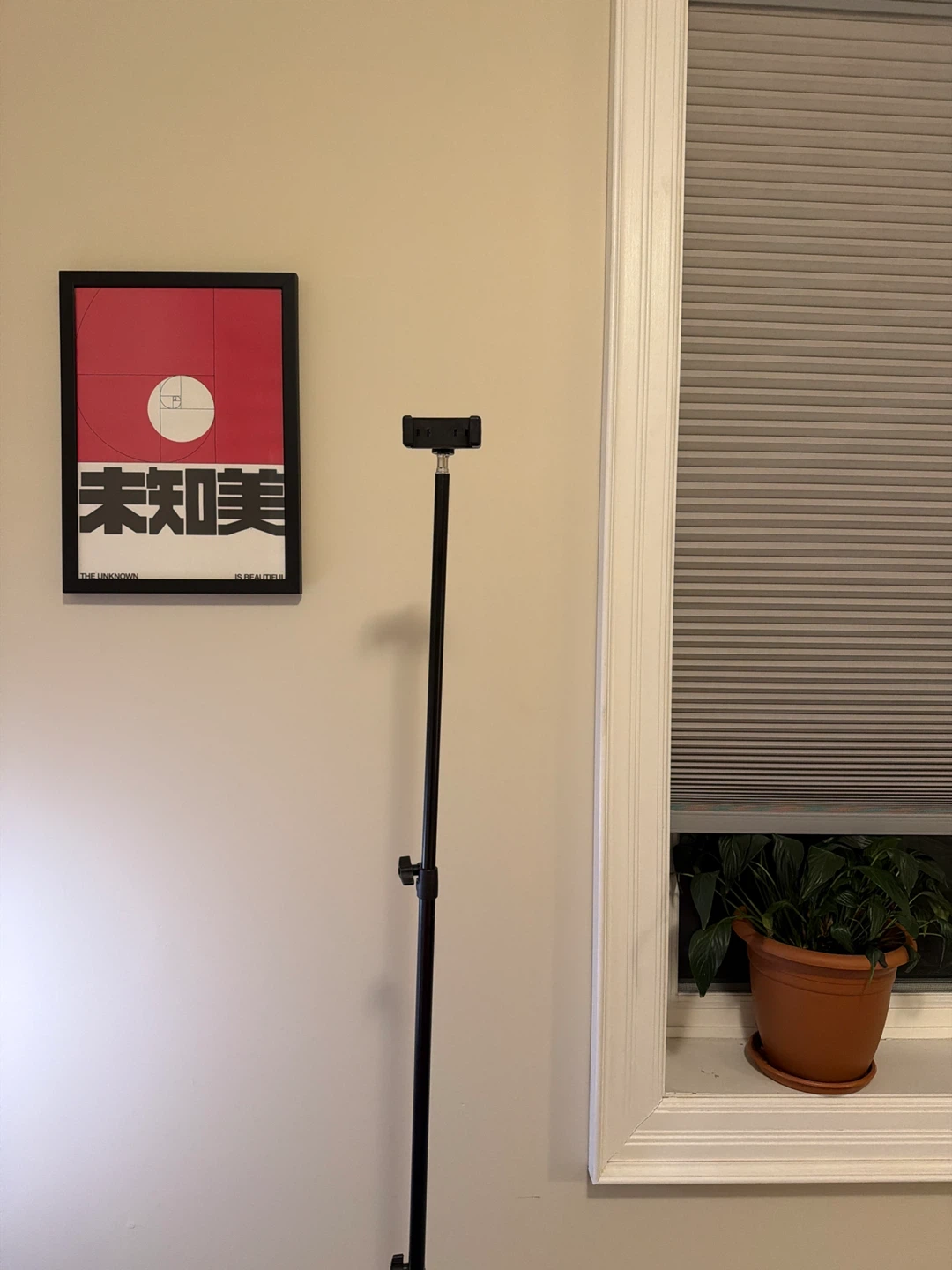160cm Black Tripod Stand with Phone Mount - photo 4