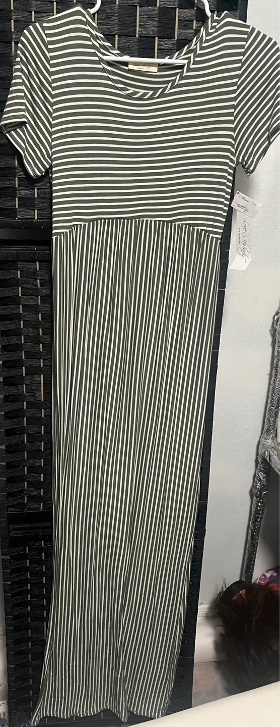 Maternity Maxi Dress size S/M/ L
