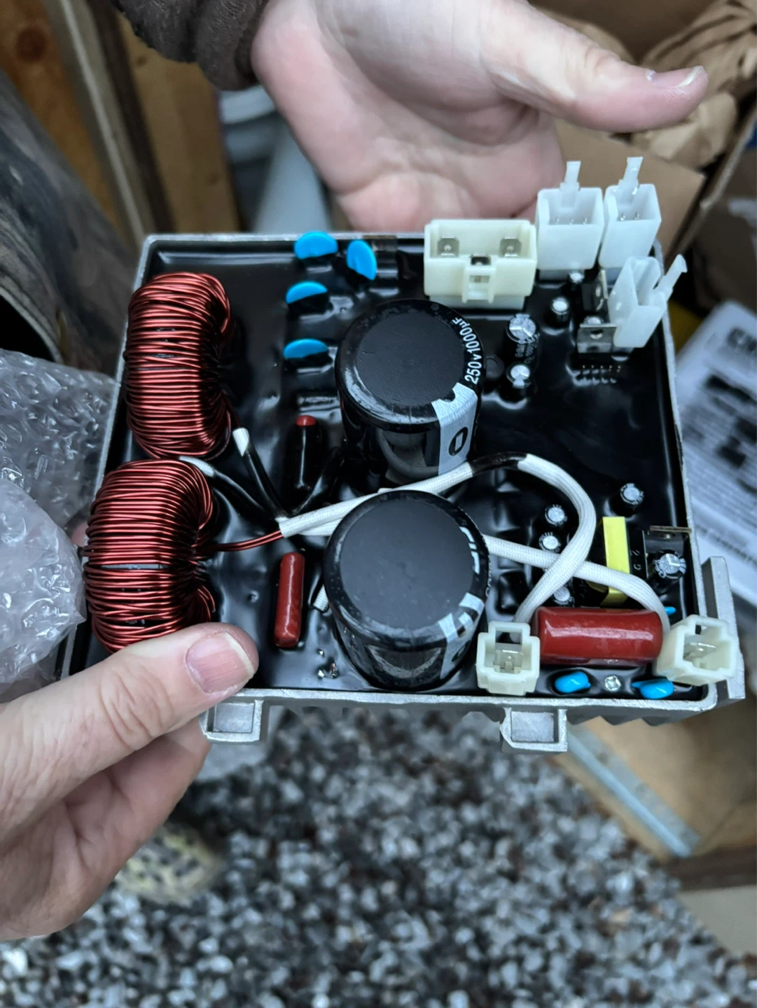 Champion 2000 Watt Portable Inverter Generator - photo 3