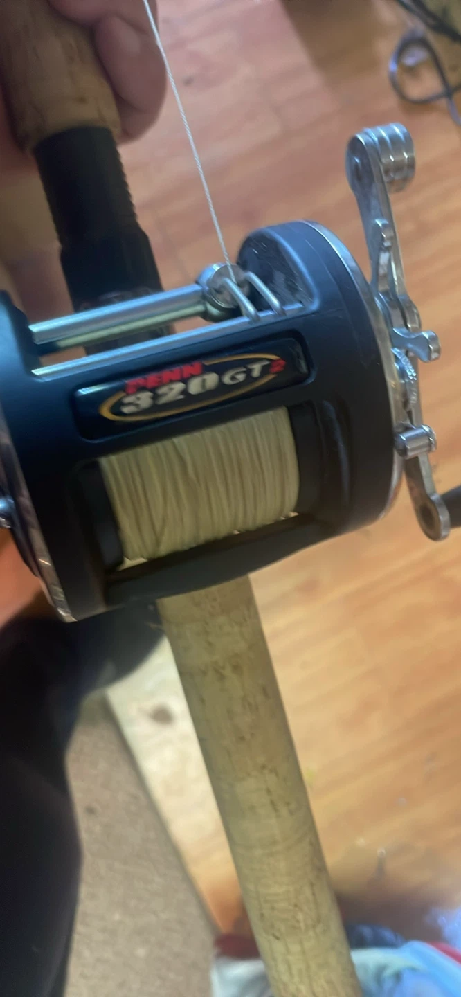 Penn 320GT2 Fishing Reel and Slammer Rod Combo - photo 2