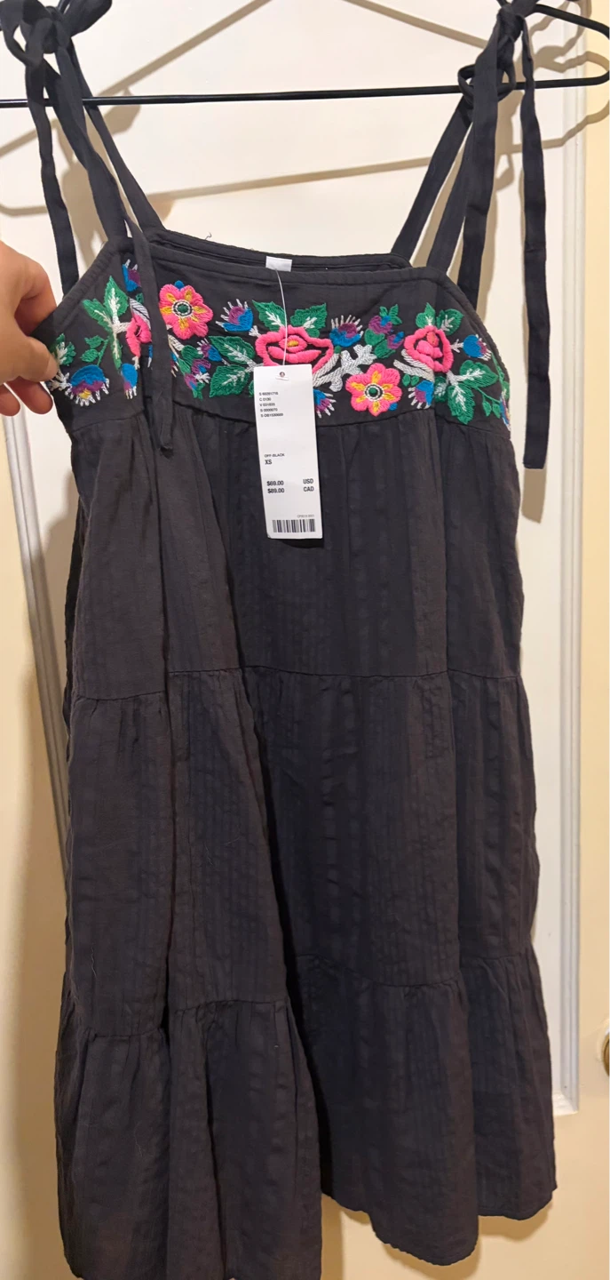 Urban Outfitters Embroidered Tiered Sundress XS - photo 2