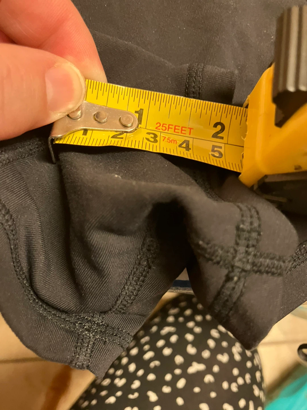 Lululemon Black Shorts Size 4 - photo 5