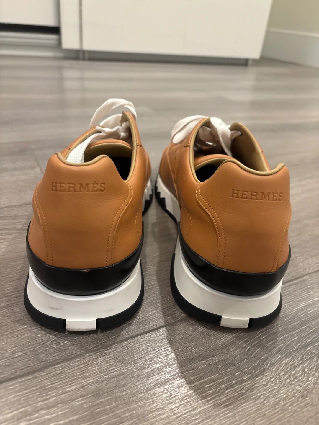 Hermès Leather Sneakers - Tan - photo 3