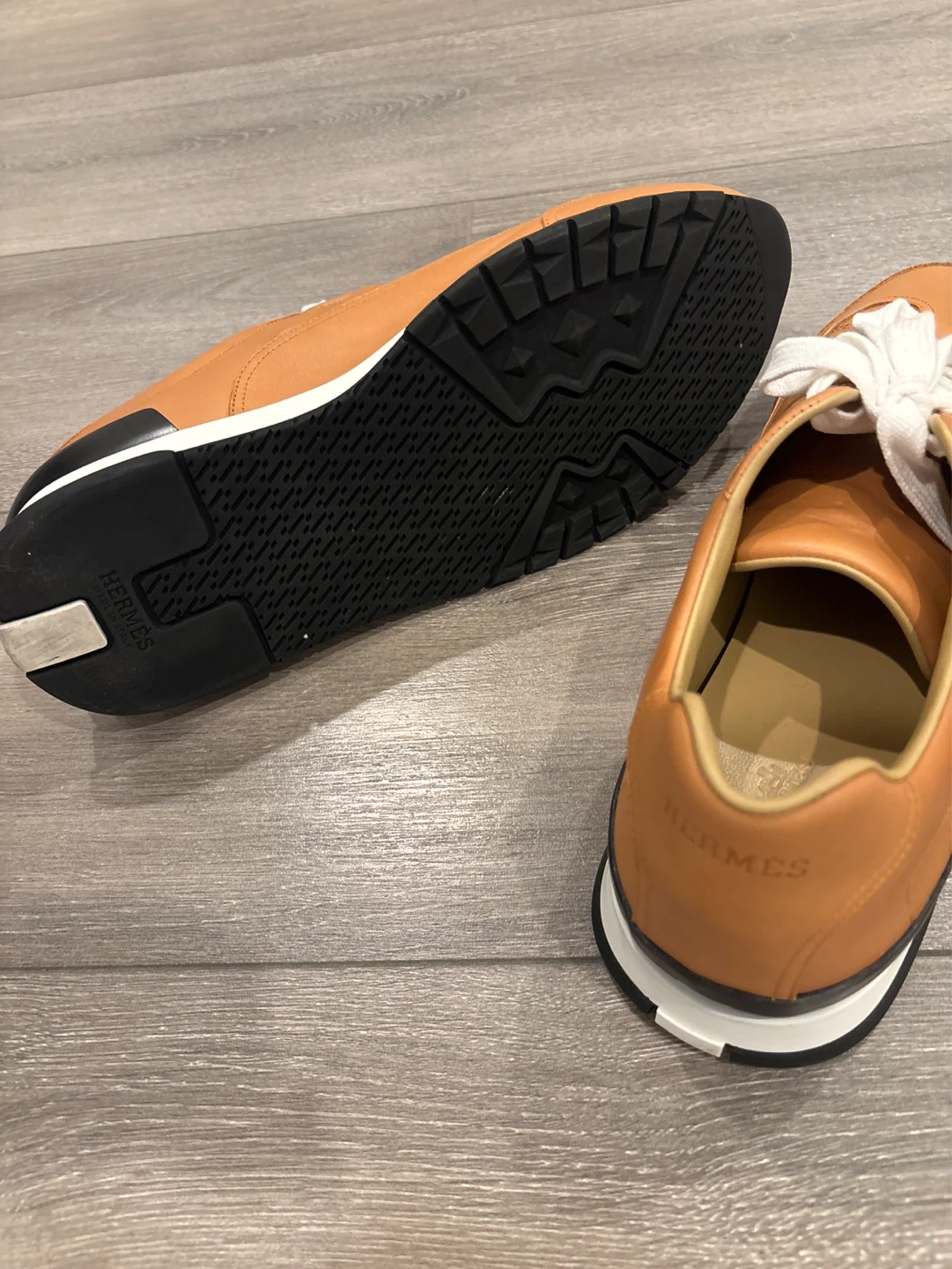 Hermès Leather Sneakers - Tan - photo 4