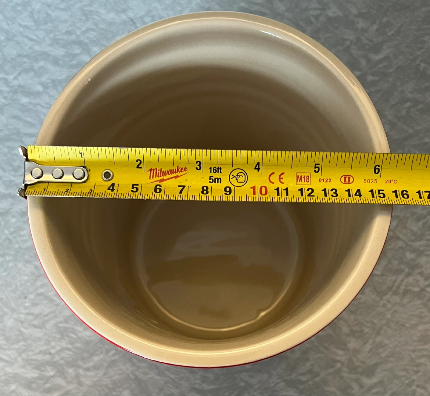Le Creuset 2.5 Quart Canister - photo 2