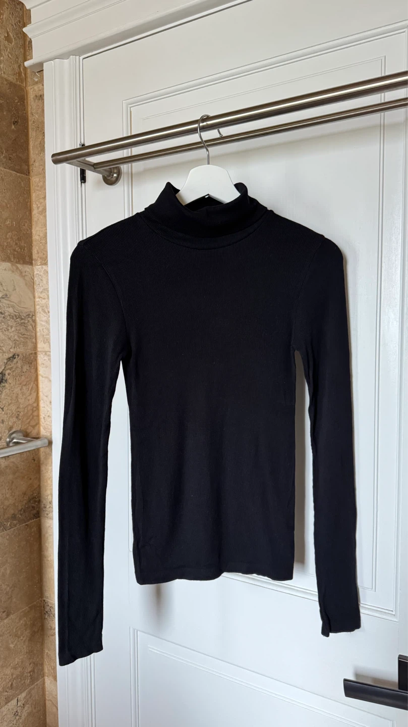 UNIQLO Longsleeve Ribbed Turtleneck - Black, S - photo 2