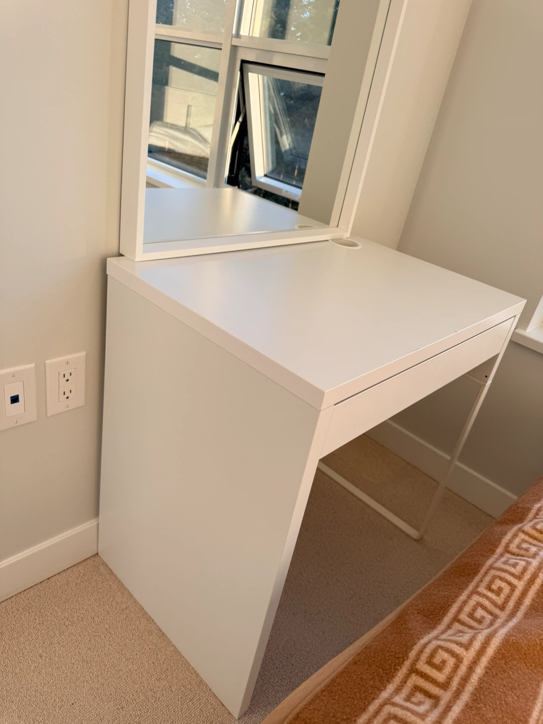 desk