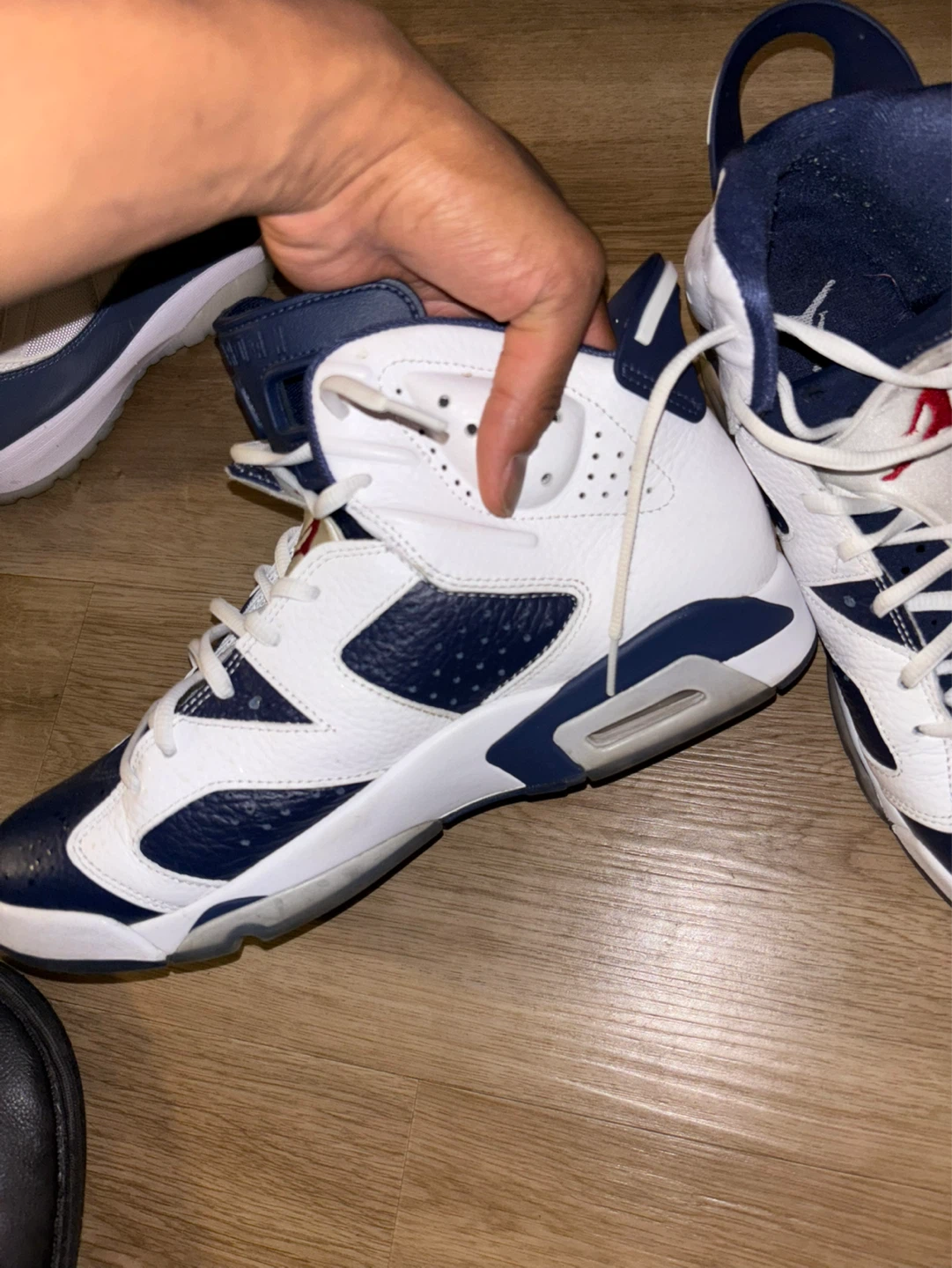 Air Jordan 6 Retro Navy White (10.5)