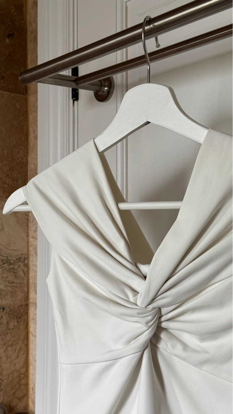 Aritzia Contour Twist Off-Shoulder Top - Light Birch, XS, NWOT - photo 4