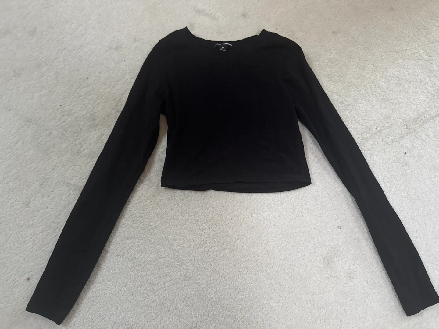 Fashion Nova Black Long Sleeve Crop Top XS