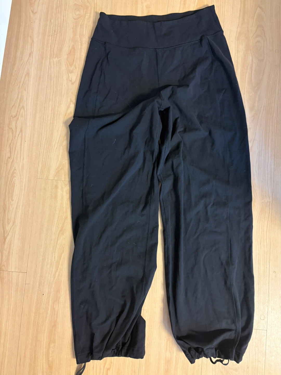 Lululemon Black Relaxed Fit Joggers size 12 - photo 2