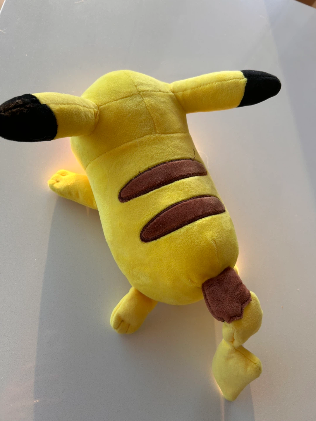 Official Sleeping Pikachu Plush - Excellent Condition - photo 2