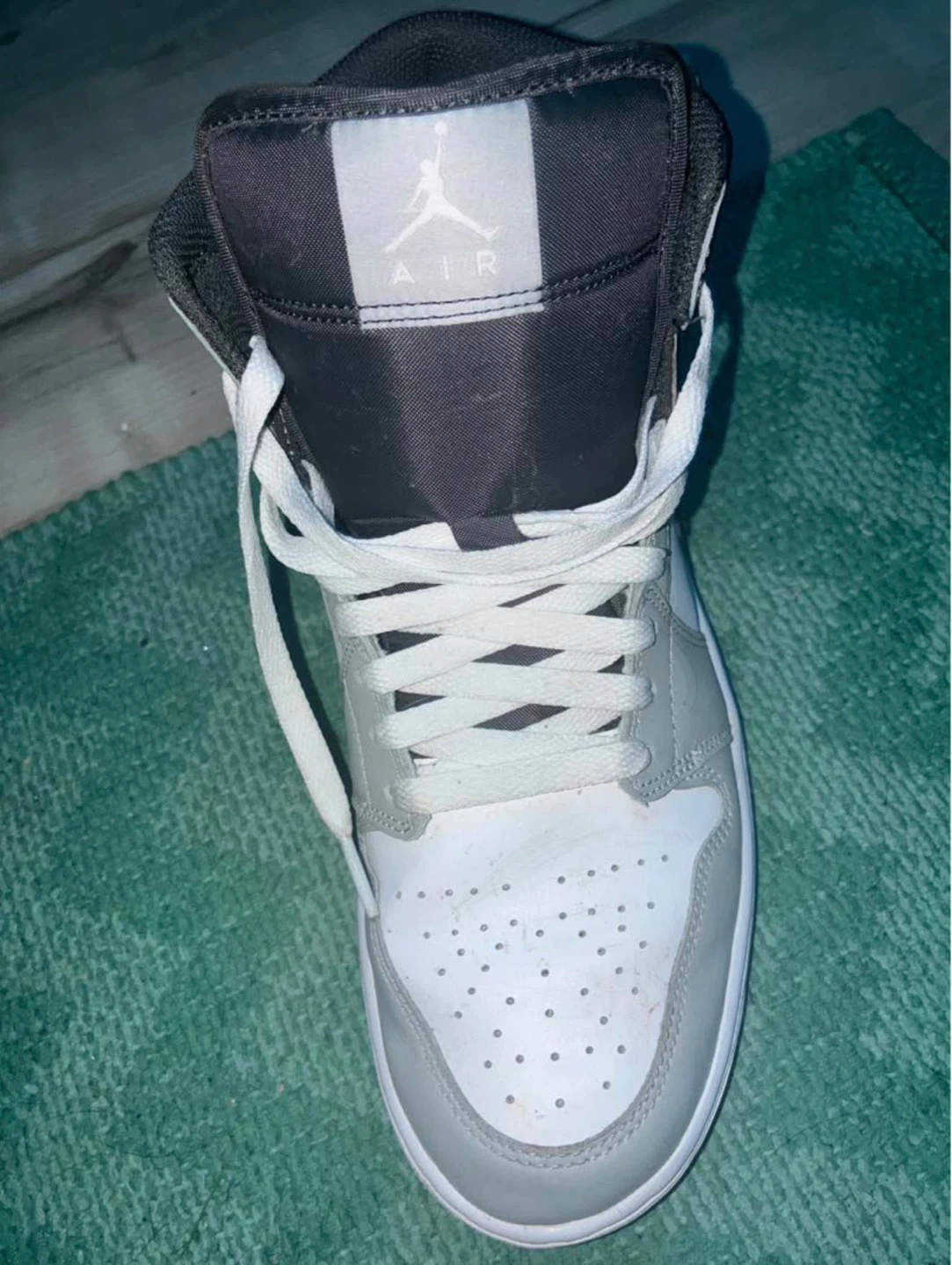 Nike Air Jordan 1 Mid SE Shoes - photo 4